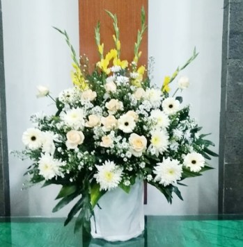 bunga meja